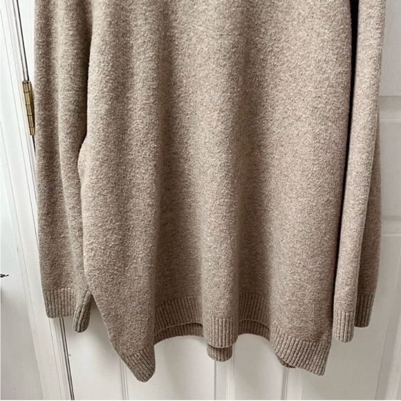 Gap Mens Recycled Crewneck Long Sleeve Sweater in Khaki Heather - Picture 5 of 9